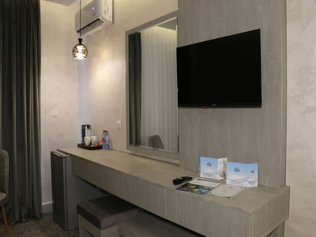Deluxe Double Room, 1 King Bed, Non Smoking, City View