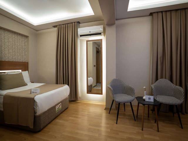 Standard Double or Twin Room, City view