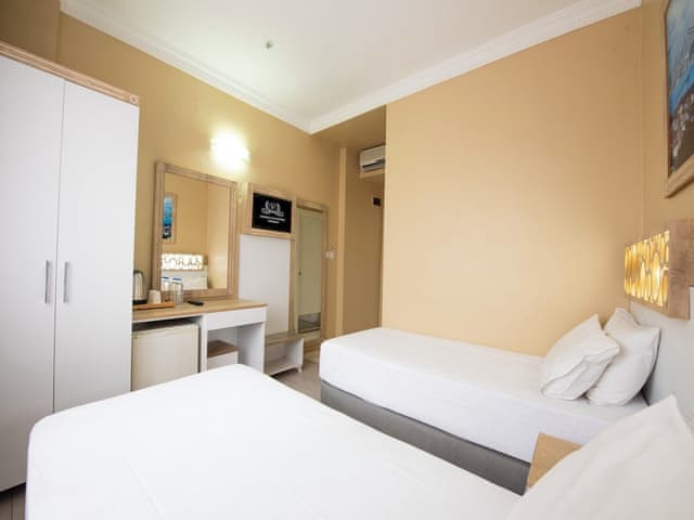 Standart İki Yataklı Oda