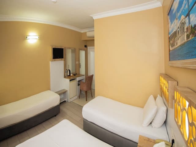 Standart Üç Kişilik Oda