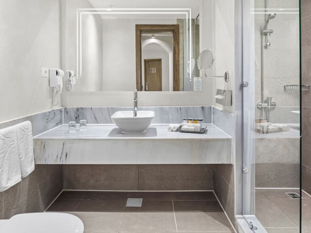 Deluxe Double Room, Garden View