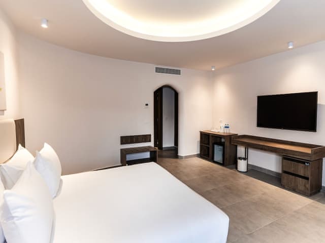 Deluxe Double Room, Garden View