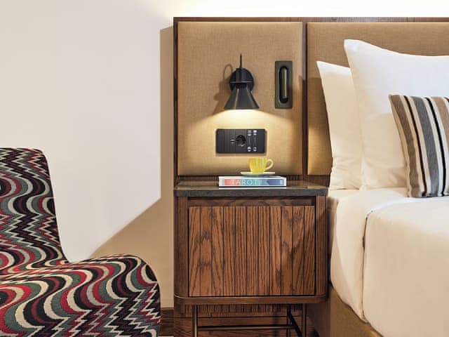 Room, 1 King Bed, Garden View (General Admission)