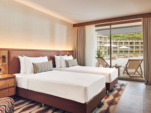 Twin Room, 2 Twin Beds, Pool View (All Access)