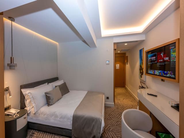 Delüks Çift Kişilik Oda