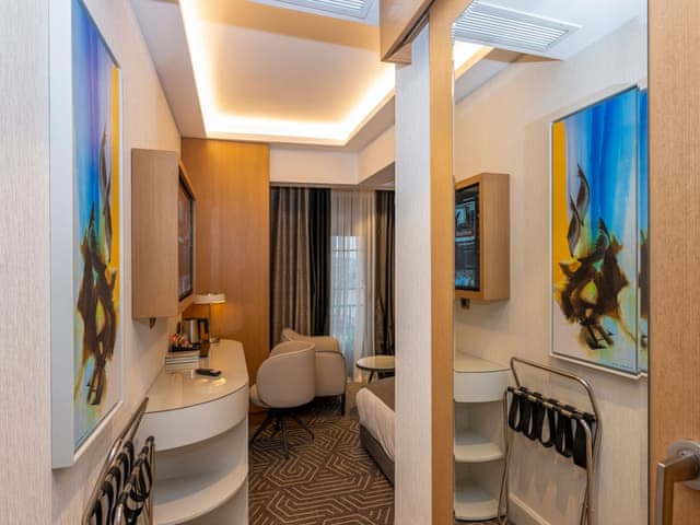 Delüks Çift Kişilik Oda