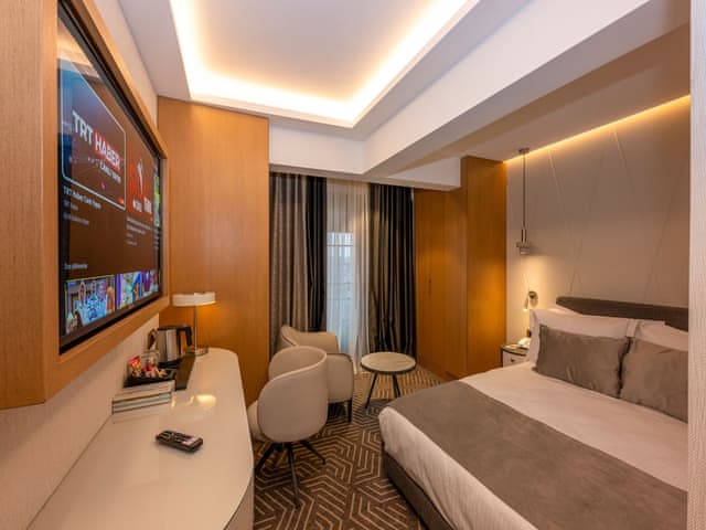 Delüks Çift Kişilik Oda