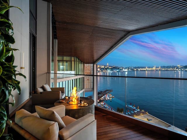 One Bedroom Duplex Terrace Suite with Sea View - Complimentary Butler Service