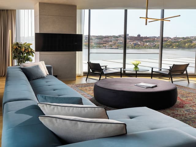 Suite, 1 Bedroom, Sea View, Corner (Complimentary Butler Service)