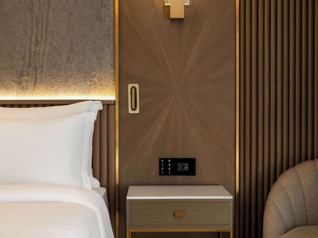 Deluxe Room, 1 King Bed