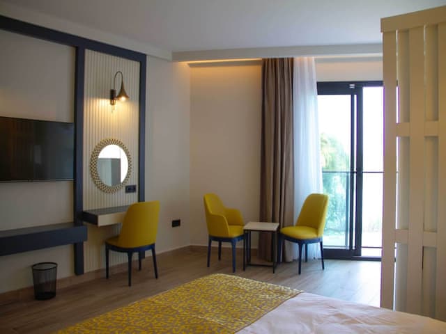 Family Room, Multiple Beds