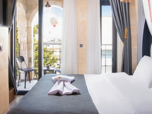 Luxury Room With JAKUZI, Balcony