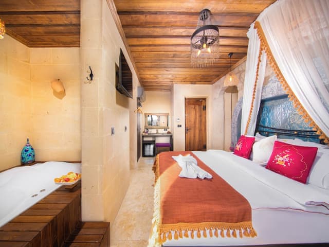 Family Room With JAKUZI, Balcony