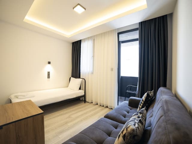 Family Room, Multiple Bedrooms, Non Smoking, City View