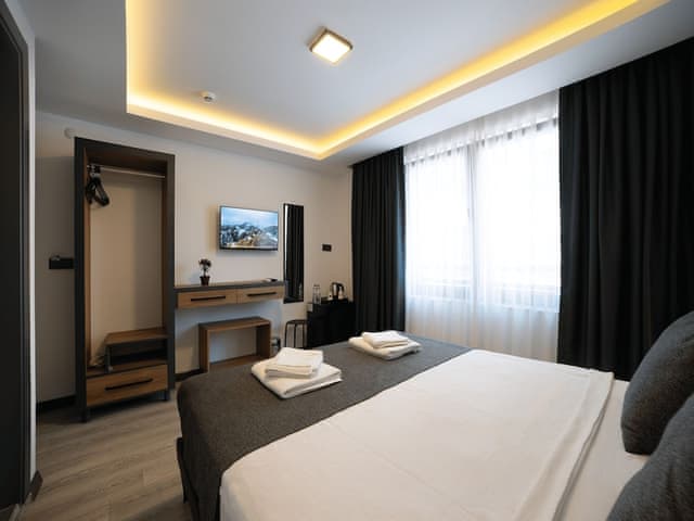 Standard Room, 1 Double Bed, Non Smoking, City View