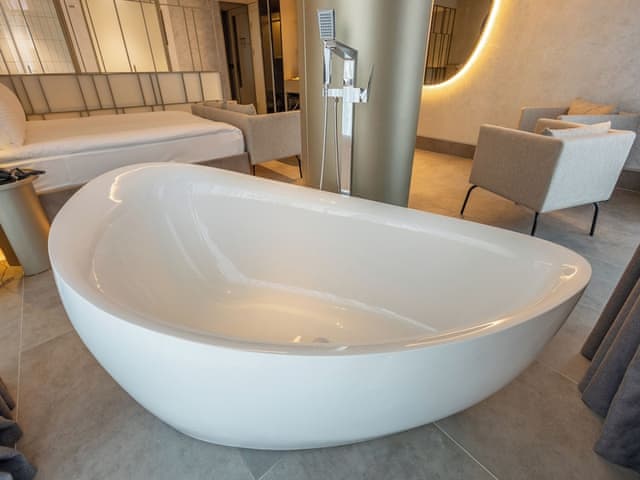 Honeymoon Room, 1 King Bed, Partial Sea View