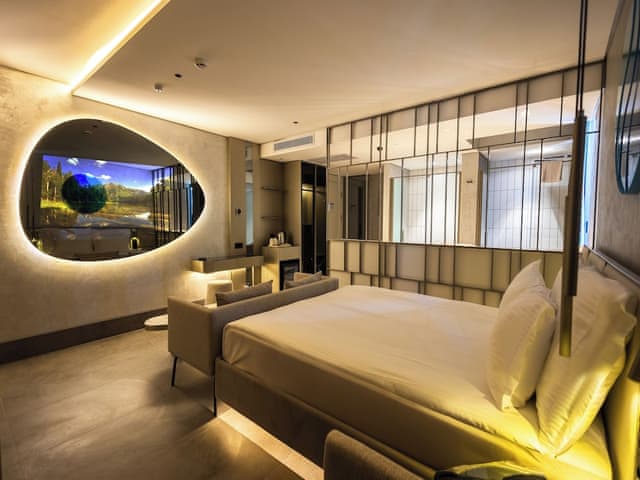 Honeymoon Room, 1 King Bed, Partial Sea View