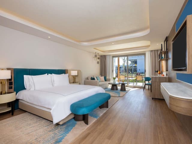 Executive Suite Beach Side