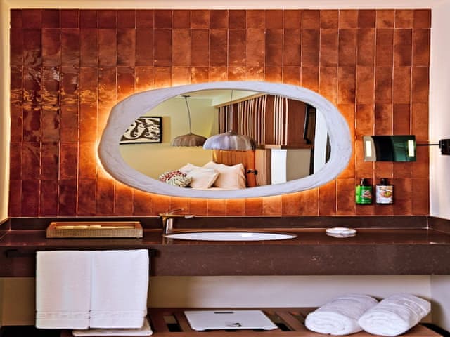 Superior Whirlpool Room Sea View
