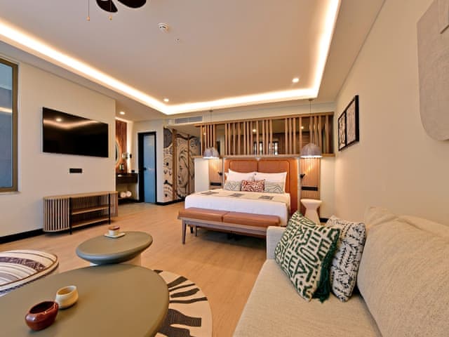 Superior Whirlpool Room Forest View