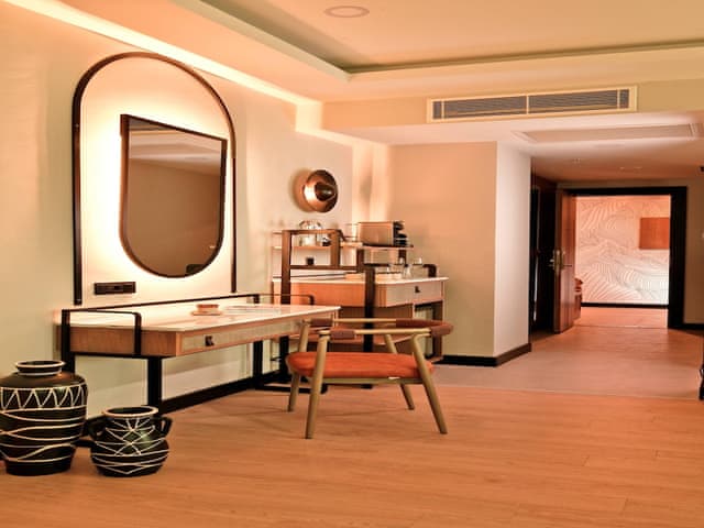 Family Swim Up Suite Sea View