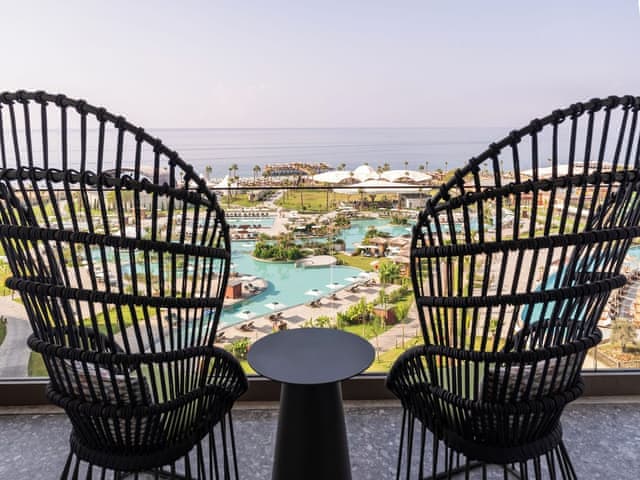 Superior Whirlpool Room Sea View