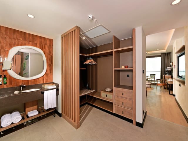 Deluxe Room Forest View