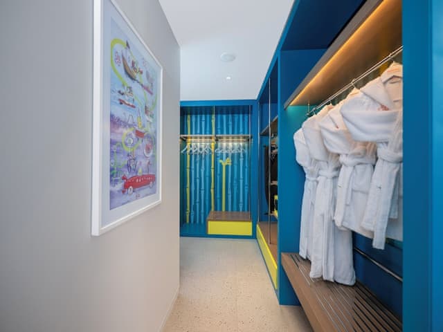 Themed Deluxe Room With Two Kids