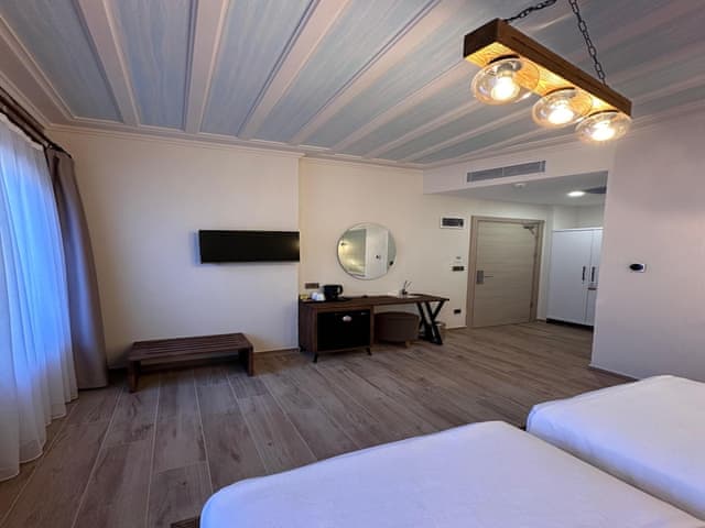 Economy Double Room, Garden View
