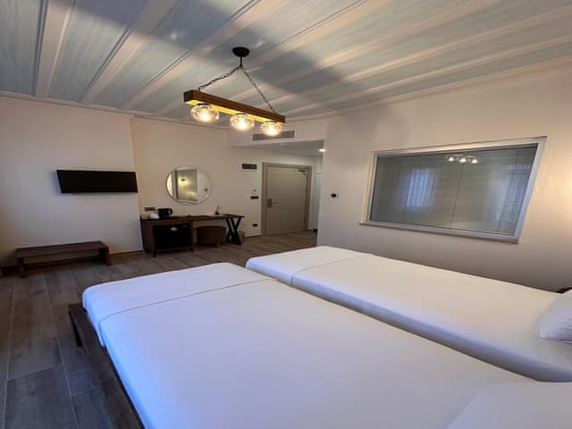 Economy Double Room, Garden View