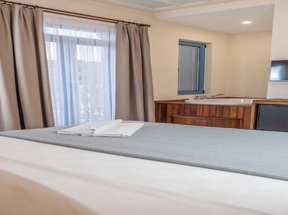 Double Room with Jacuzzi