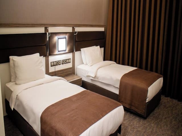 Deluxe Twin Room, City View