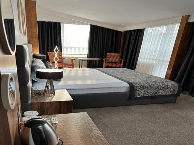 Delüks Çift Kişilik Oda