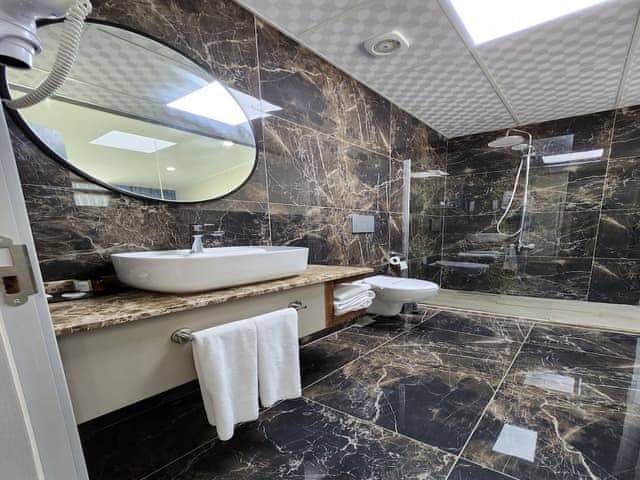 Delüks Çift Kişilik Oda