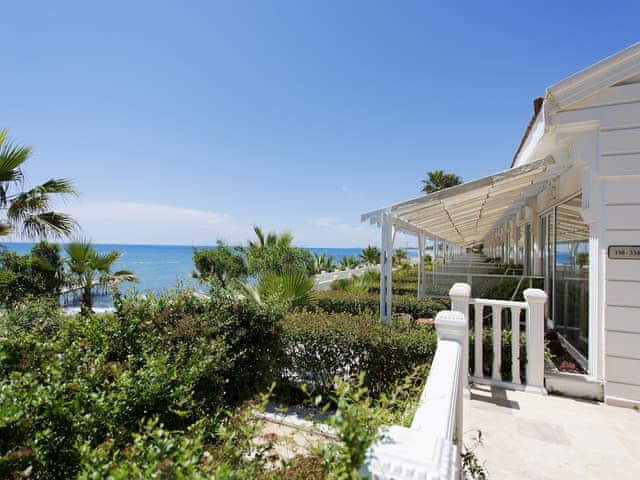 Superior Deluxe Sea View