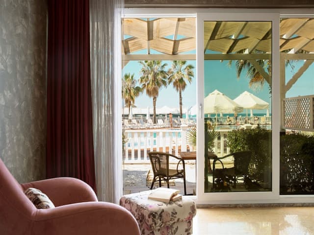 Superior Deluxe Sea View