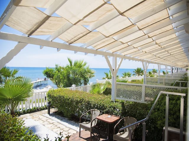 Superior Deluxe Sea View