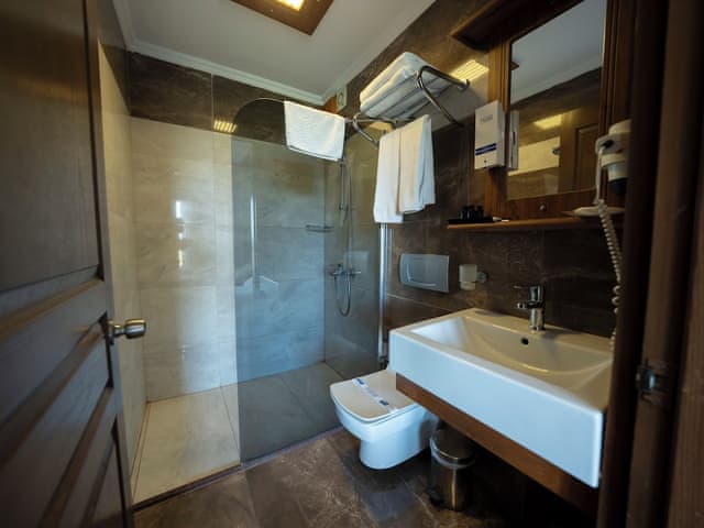 Duplex, River View