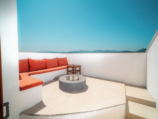 Suite, Jetted Tub, River View