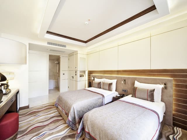 Superior Room with Whirlpool