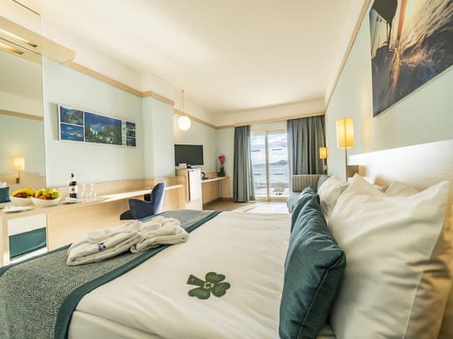 Standard Room, Pool view