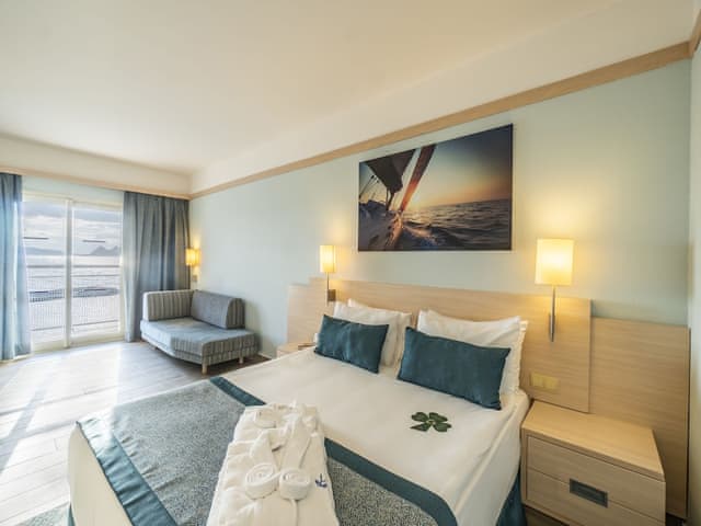 Standard Room, Pool view