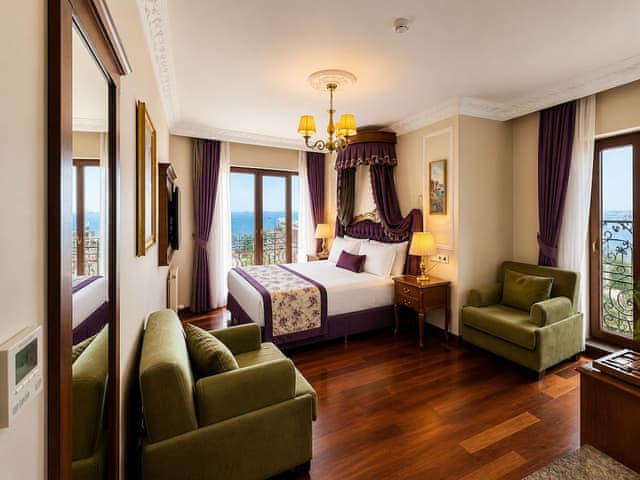 Deluxe Suite, Sea View and Bucoleon Palace View