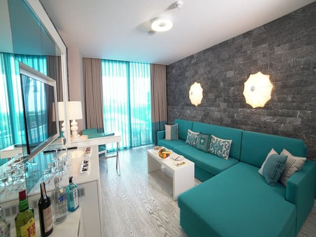 Deluxe Suite, Sea View (Sueno, Swim Up)
