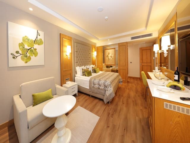 Deluxe Suite, Sea View