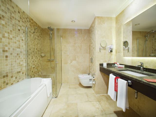 Junior Suite, 1 King Bed, Accessible, Non Smoking (Mobility)