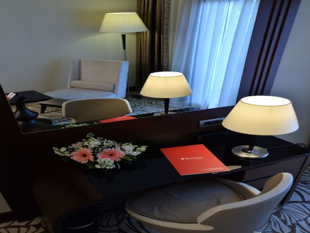 Deluxe Room, 2 Twin Beds, Non Smoking