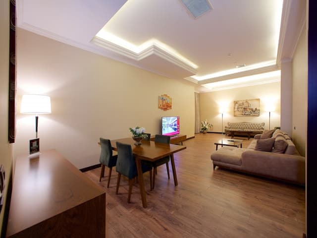 Presidential Suite, 1 King Bed, Smoking