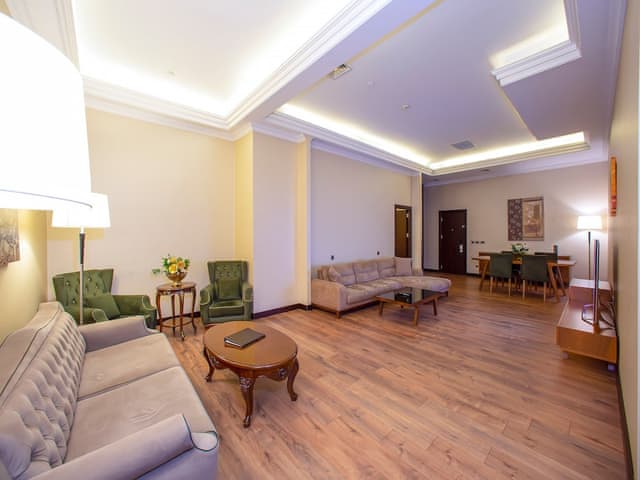 Presidential Suite, 1 King Bed, Smoking