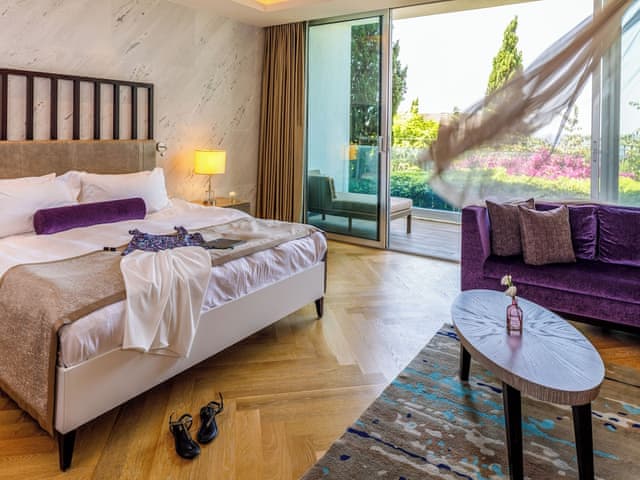 Executive Family Suite, Partial Sea View